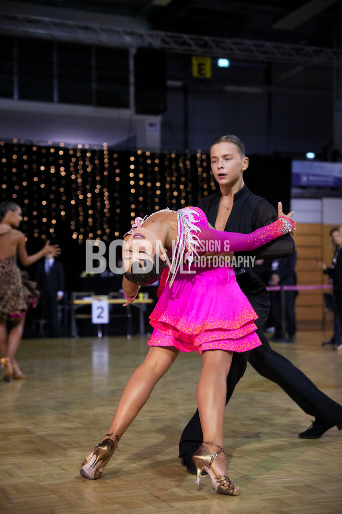 Winter Dance Festival | Mülheim a.d. Ruhr - 14.12.2025: Winter Dance Festival in Mülheim a.d. Ruhr (Westenergiehalle), Germany. Photo by: BobNL design &amp; photography  - Realisiert mit Pictrs.com