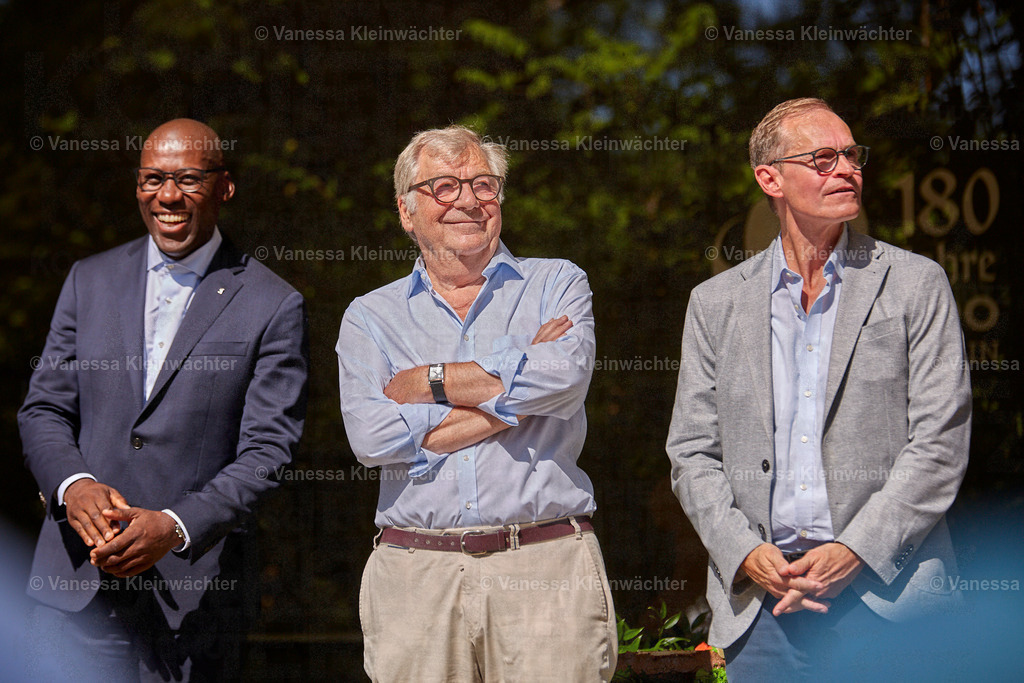 270801_180Jahre_ZooBerlin_00053 | Vanessa Kleinwächter - Realisiert mit Pictrs.com