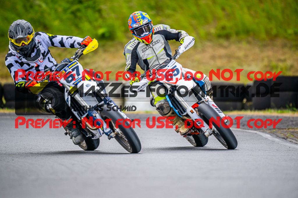 MaZZes_FotoMatrix_220528_9477 | Fotograf Mathias Schmid
Sportfotograf,
Eventfotograf,
Hochzeitsfotograf,
Portraitfotograf