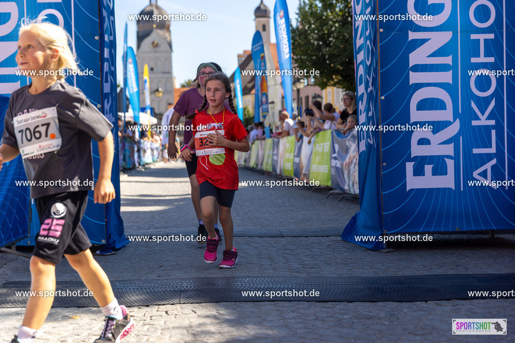 VJ__3337 | Stadtlauf Erding 2025 #stadtlauferding #erdingstadtlauf #stadtlauf_erding #laufmotivation #trisporterding #yourpictrs #sportshot_your_pictrs