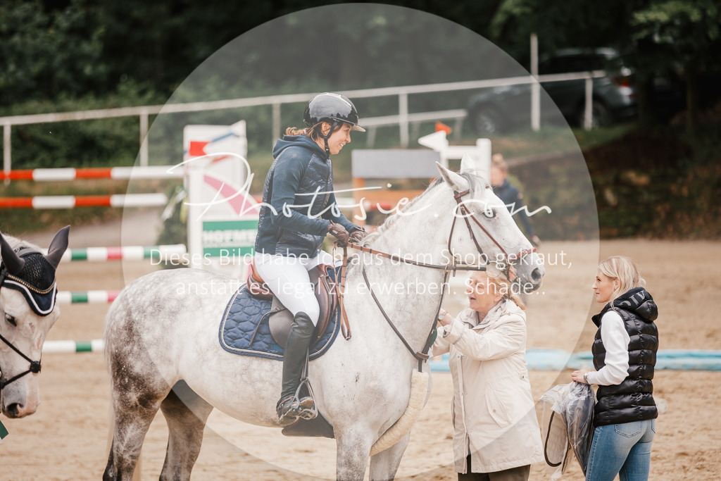 3I6A2272 | Stimmungsvolle Portraits und Reitsportfotografie im Ruhrgebiet und im Münsterland.

Pferdefotografie, Hundefotografie, Tierfotografie, Reportagen, Portraits von Tier und Mensch, Turnierfotografie in Bochum, Recklinghausen, Marl, Haltern am See, Dülmen.. - Realisiert mit Pictrs.com