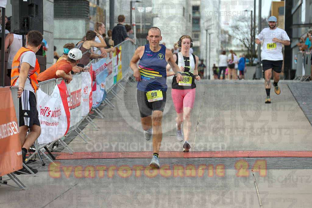 250920_1530_EX1_9745 | Sportfotografie im Rhein-Sieg Kreis, Köln, Bonn, NRW, Rheinland Pfalz, Hessen, etc. Unser Tätigkeitsfeld umfasst den Laufsport vom Volkslauf über den Marathon, Duathlon, Triathon bis zum Ultralauf wie Kölnpfad Ultra oder Schindertrail.