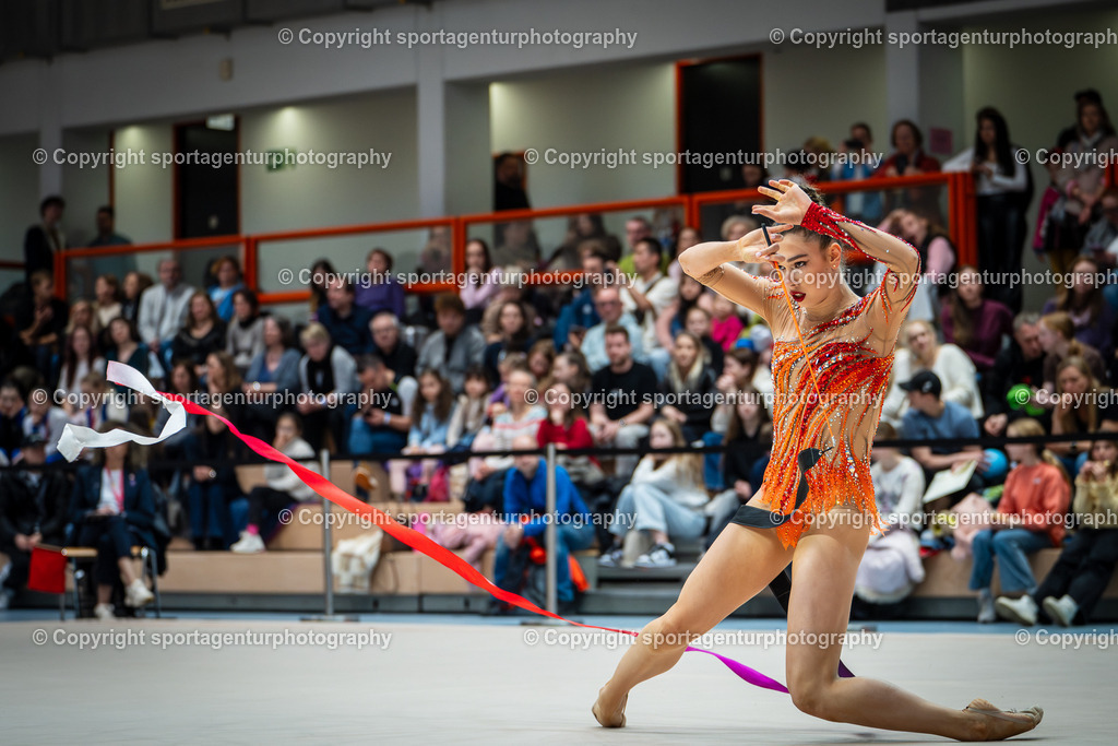 Z7A_3438 | HUN Elena Vukmir Gymnastik International 2026 in der Sporthalle Schmiden in Fellbach (Deutschland).Foto: Klaus Gruber / sportagenturphotography - Realisiert mit Pictrs.com