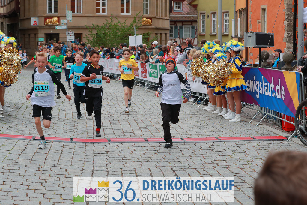 AOK Junior Cup 400m | 3Königslauf 2022 AOK Junior Cup 400m - Realisiert mit Pictrs.com