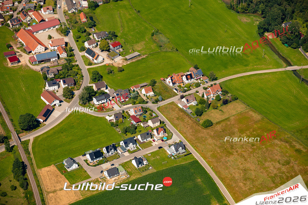 Das Luftbild zeigt : Paar Friedberg - Die Luftaufnahme wurde 2024 vom UL-Flugzeug aus erstellt ( keine Drohne ) - Hochauflösende Luftaufnahme - Für grossformatige Ausdrucke geeignet. Die Geschenkidee !Mit Lizenz und Bildrechte bestellbar