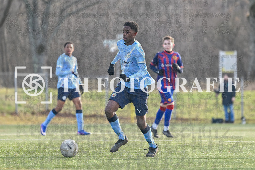 GER, Manchester City - FC Basel, Fussball, PS-Immo-Cup 2026,U14 Feldturnier, 17.01.2026 | City, Basel