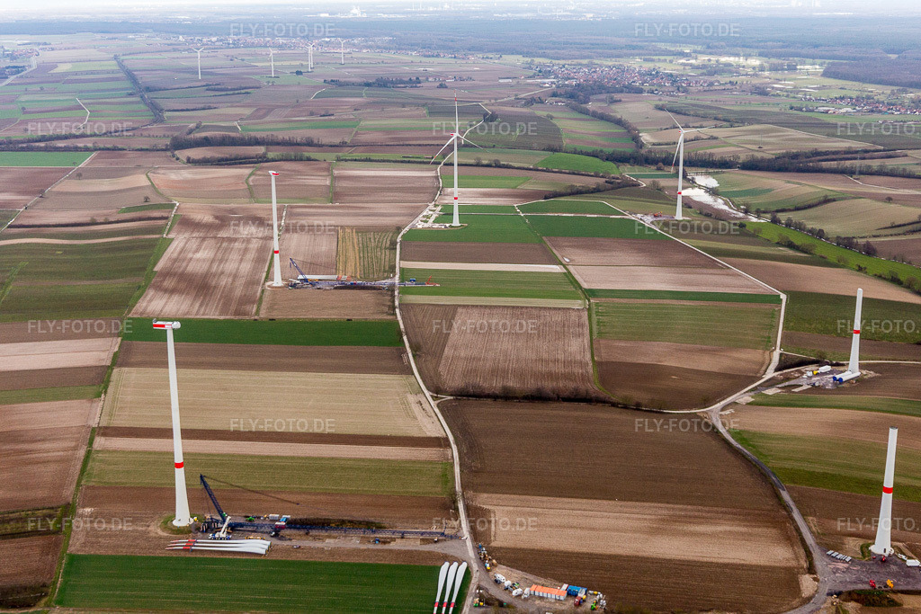 Luftbild: Baustelle des Windparks Freckenfeld der EnBW -für Windenergieanlage mit 6 Windrädern in Freckenfeld im Bundesland Rheinland-Pfalz in Deutschland. Foto: IMG_104667.jpg vom 21.01.2018 durch Werner Riehm/FLY-FOTO.de