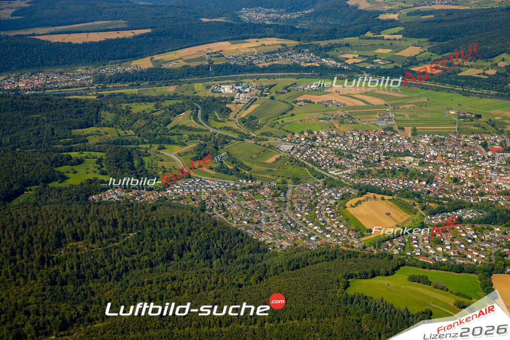 Das Luftbild zeigt :  Obrigheim - Die Luftaufnahme wurde 2024 vom UL-Flugzeug aus erstellt ( keine Drohne ) - Hochauflösende Luftaufnahme - Für grossformatige Ausdrucke geeignet. Die Geschenkidee !Mit Lizenz und Bildrechte bestellbar