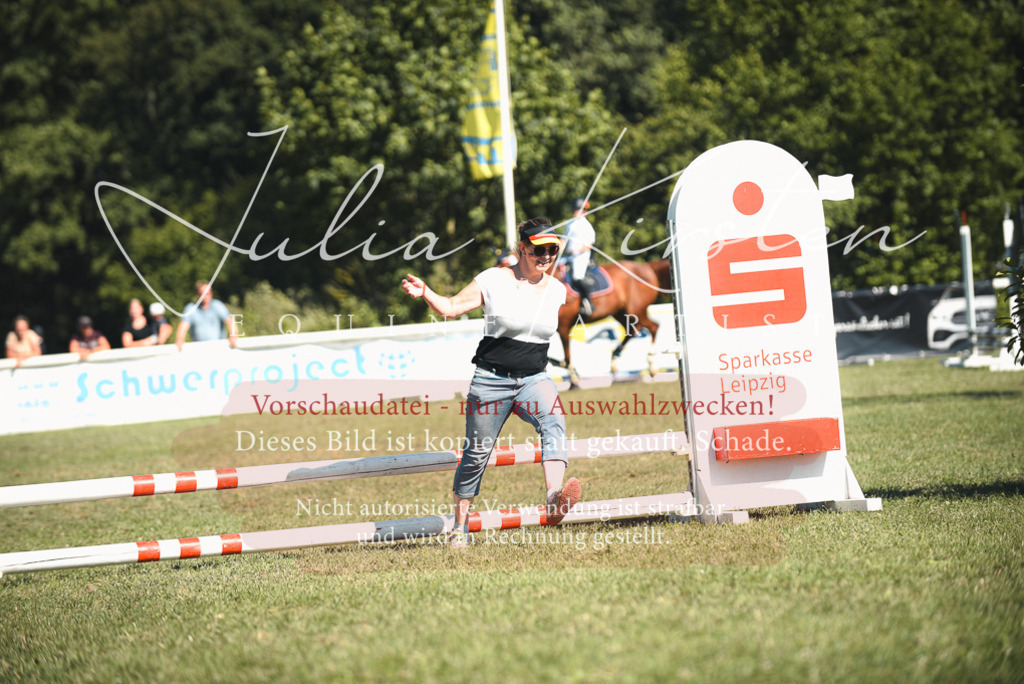 DSC_7622 | Pferde- und Turnierfotografie in Westsachsen. Pferdeportraits, Auftragszeichnungen und intuitive Kunst.