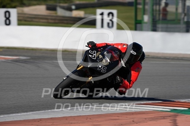 2025_03_30_PBK_31578 | Sportfotografie; SlowMotion; Video; Rennstrecke; Hafeneger; Speer; Racing; RSE; BMW; CBO; Trackday; Motorsportarena; Hockenheimring; Brno; Most; Barcelona; Valencia