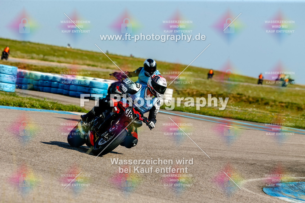 Chambley Juli-0433 | Hier findet Ihr Bilder von Touristenfahrten auf der Nürburgring Nordschleife oder von anderen Veranstaltungen die ich besucht habe. Viel Spass beim Durch Schauen 