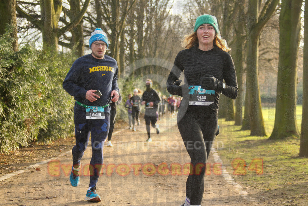 241231_1019_EV4_3803 | Sportfotografie im Rhein-Sieg Kreis, Köln, Bonn, NRW, Rheinland Pfalz, Hessen, etc. Unser Tätigkeitsfeld umfasst den Laufsport vom Volkslauf über den Marathon, Duathlon, Triathon bis zum Ultralauf wie Kölnpfad Ultra oder Schindertrail.