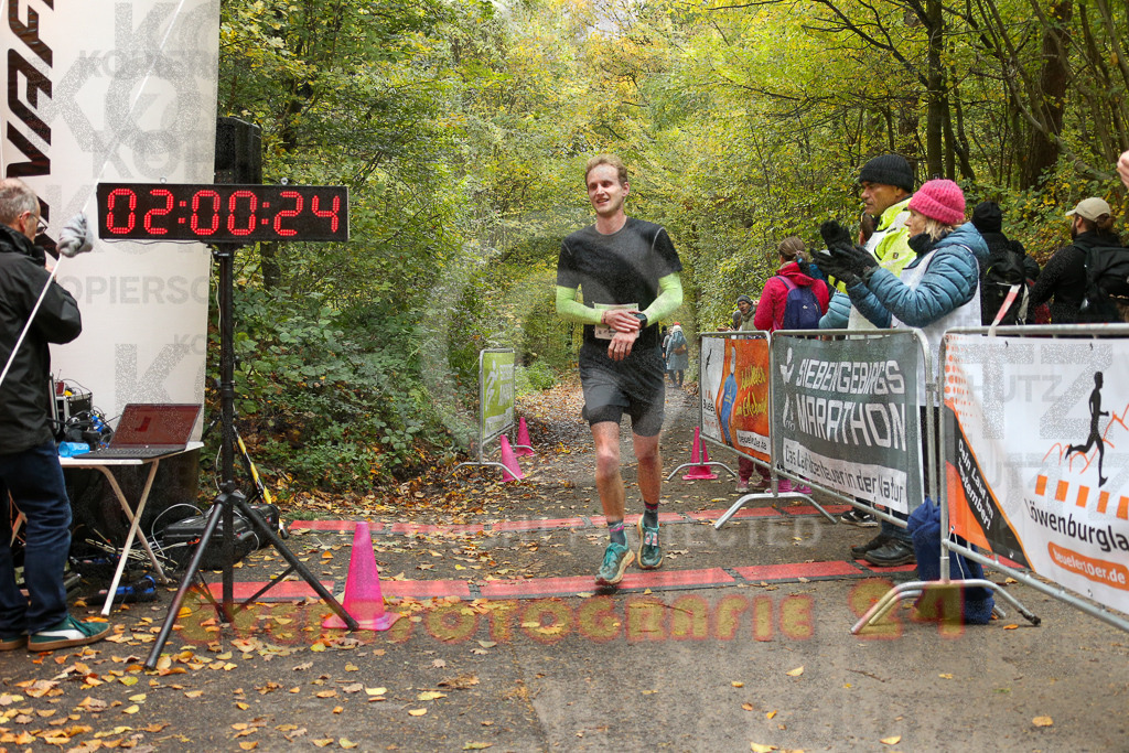 251026_1202_EX1_9851 | Sportfotografie im Rhein-Sieg Kreis, Köln, Bonn, NRW, Rheinland Pfalz, Hessen, etc. Unser Tätigkeitsfeld umfasst den Laufsport vom Volkslauf über den Marathon, Duathlon, Triathon bis zum Ultralauf wie Kölnpfad Ultra oder Schindertrail.