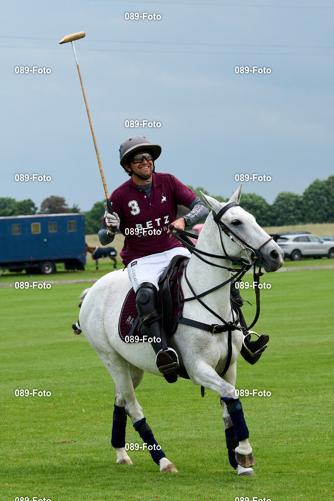 La Tarde Bavarian Trophy 2025, Betz Couture Polo Team vs D.A.R Metall AG Polo Team | La Tarde Polo Club Munich, La Tarde Bavarian Trophy 2025, Betz Couture Polo Team vs D.A.R Metall AG Polo Team, Foto: 089-foto - Realisiert mit Pictrs.com