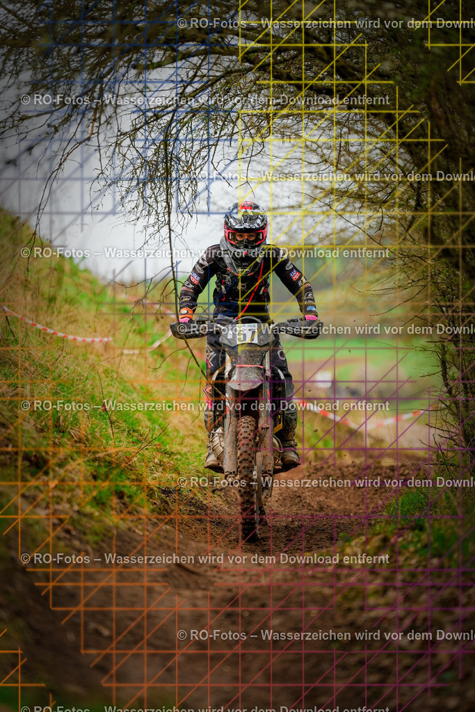 4 Lauf Mernes-970 | Sportfotografie von RO-Fotos: Motorsport, Motocross, Enduro, Laufveranstaltungen und Triathlon. Professionelle Fotos von Sportlern und Events. - Realisiert mit Pictrs.com