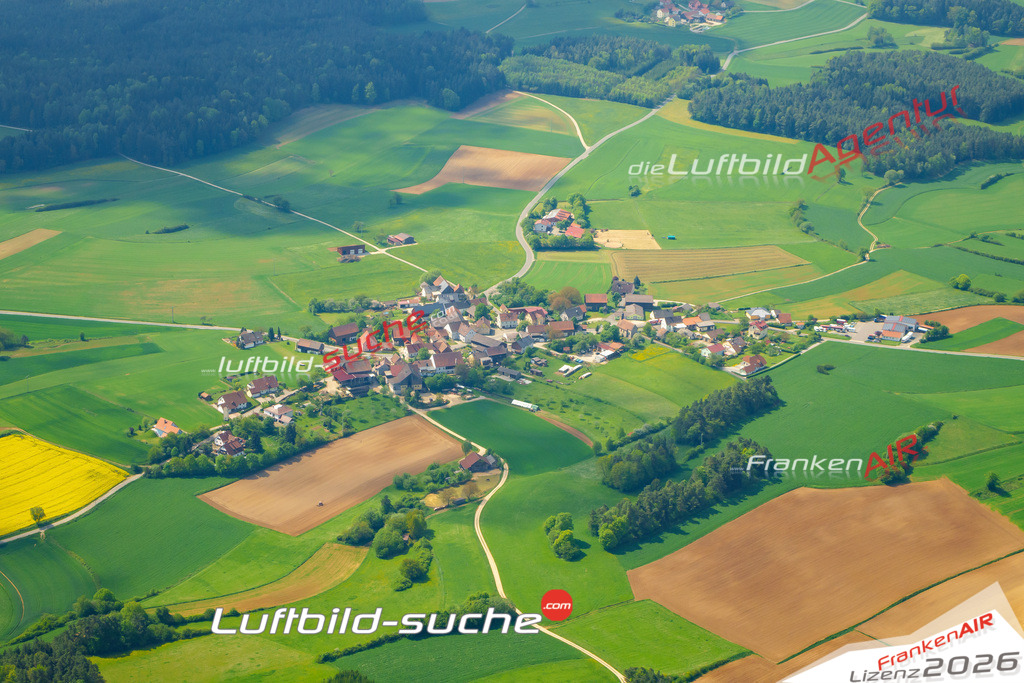 Die Luftaufnahme Hubenberg -  wurde vom UL-Flugzeug (keine Drohne) aus fotografiert.Hohe Druck- Auflösung-die Geschenkidee!