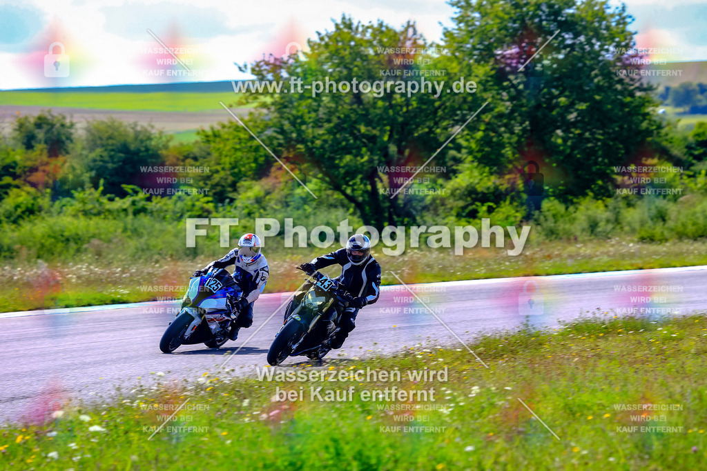 043-5634 | Hier findet Ihr Bilder von Touristenfahrten auf der Nürburgring Nordschleife oder von anderen Veranstaltungen die ich besucht habe. Viel Spass beim Durch Schauen 