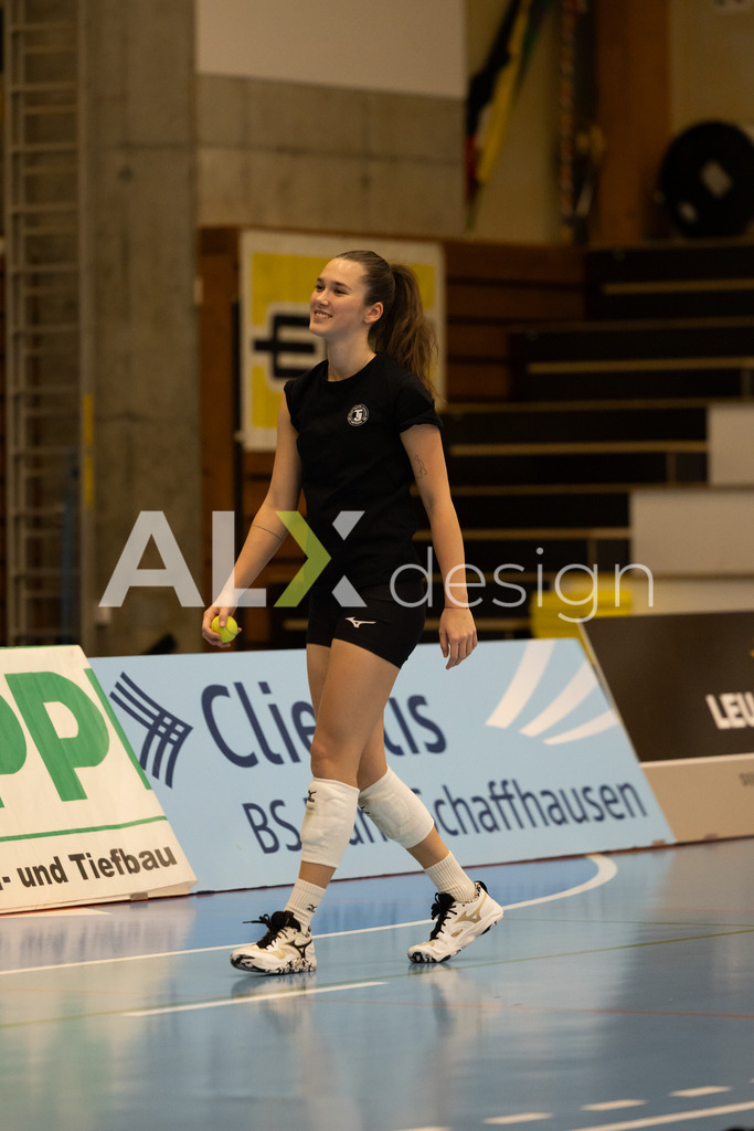 Volleyball I Frauen I Saison 2025-2026 I CEV Volleyball Challenge Cup 2026 | Women I 16th Finals I VC Kanti Schaffhausen - TJ Ostrava I 03.12.2025 | TJ Ostrava - 5 Nela Tobiášová (CZ) – Libera - Realisiert mit Pictrs.com