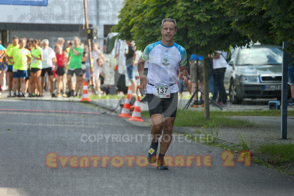 230804_1806_EX1_3671 | Sportfotografie im Rhein-Sieg Kreis, Köln, Bonn, NRW, Rheinland Pfalz, Hessen, etc. Unser Tätigkeitsfeld umfasst den Laufsport vom Volkslauf über den Marathon, Duathlon, Triathon bis zum Ultralauf wie Kölnpfad Ultra oder Schindertrail.