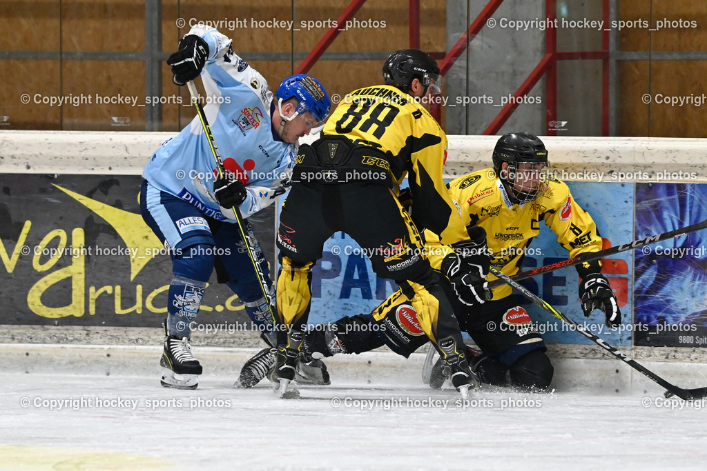 EC Spittal Hornets vs. ESC Steindorf 28.10.2023 | #64 Stichauner Fabian, #88 Zauchner Daniel, #8 Komar Luca