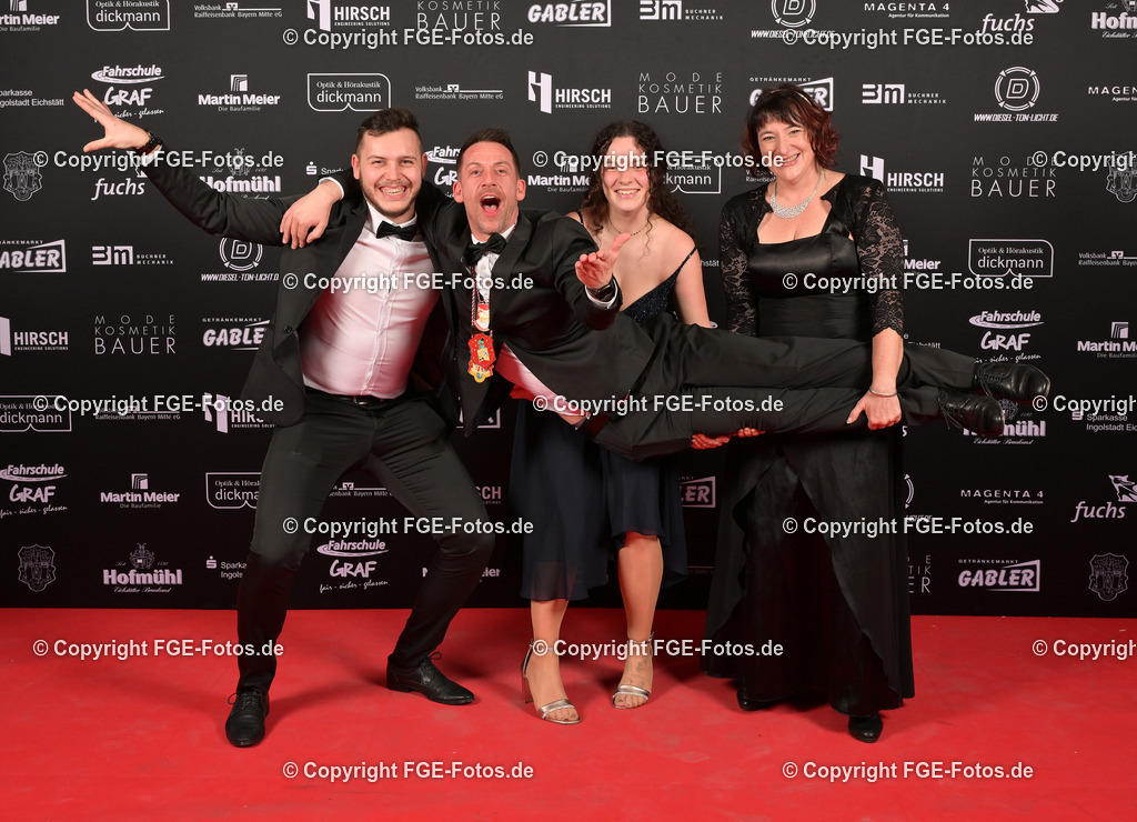 20240114-fge-fotos-0402 | Eröffnungsball der FGE am 14.01.2024 im Alten Stadttheater in Eichstätt. - Realisiert mit Pictrs.com