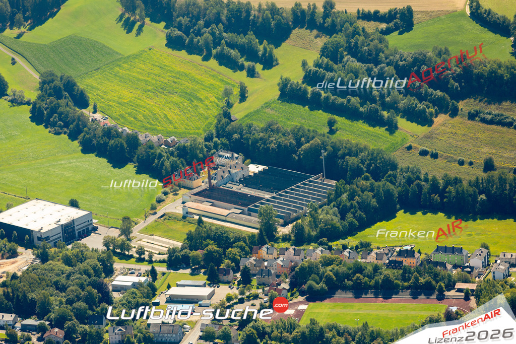 Das Luftbild zeigt : Wiesenmühle Wunsiedel - Die Luftaufnahme wurde 2023 vom UL-Flugzeug aus erstellt ( keine Drohne ) - Hochauflösende Luftaufnahme - Für grossformatige Ausdrucke geeignet. Die Geschenkidee !Mit Lizenz und Bildrechte bestellbar