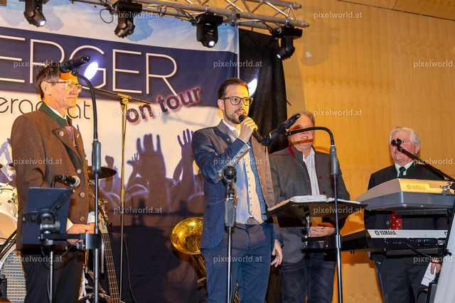 Feldkirchner Bezirksbauernball 2024 | Bildershop von pixelworld.at - Realisiert mit Pictrs.com