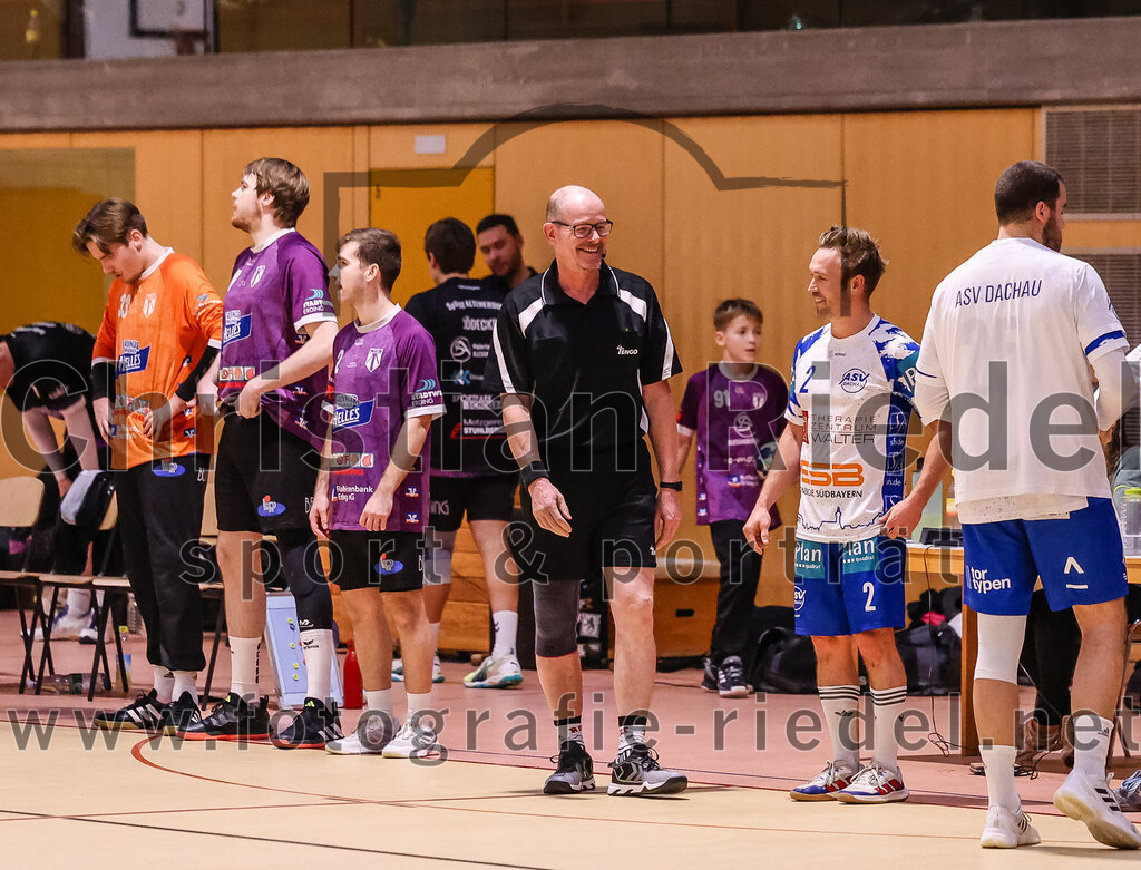 2024-11-24_006_SpVgg_Altenerding_gegen_ASV_Dachau | Erding, Deutschland, 24.11.2024:Handball, Bezirksoberliga Männer 2024 / 2025, 8. Spieltag, SpVgg Altenerding gegen ASV Dachau, Endergebnis: 30:23Foto: Christian Riedel / fotografie-riedel.net