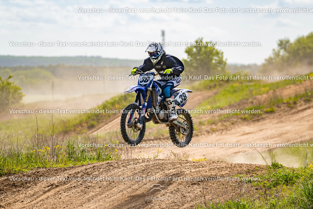 05_03_Schwedt-9210 | Sportfotografin aus Berlin-Brandenburg mit Fokus auf Motocross. Ich halte deine sportliche Leistung und echte Emotionen auf und neben der Strecke professionell fest. Entdecke die Fotos von deinem Rennen und bestelle sie direkt hier im Shop.