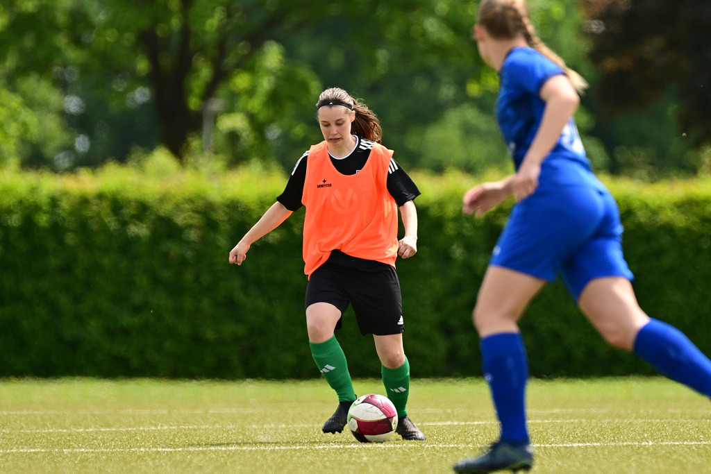 Fußball I Frauen I Saison 2024-2025 I Bezirksliga I 22. Spieltag I FSG 3 Meilen Altes Land - VfL Wingst | Der Sportfotograf. - Realisiert mit Pictrs.com