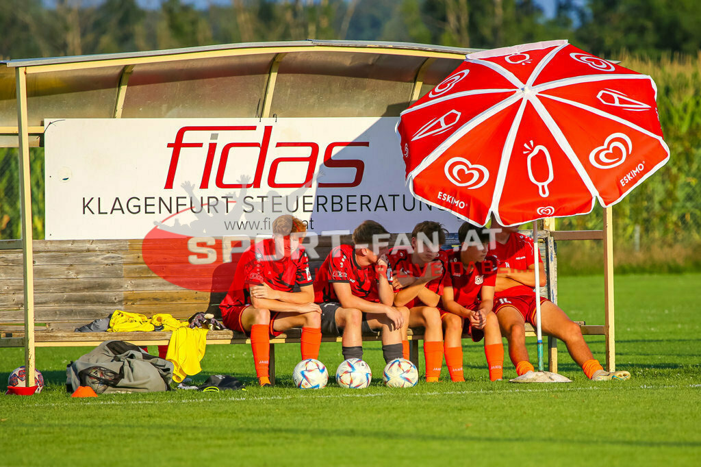 ASKÖ Wölfnitz - WSG Radenthein 2-2, Unterliga West | Ersatzbank ASKÖ Wölfnitz - WSG Radenthein 2-2 am 20.08.2023 in Wölfnitz
(Sportplatz), Austria, (Photo by Ernst Krawagner sport-fan.at) - Realisiert mit Pictrs.com