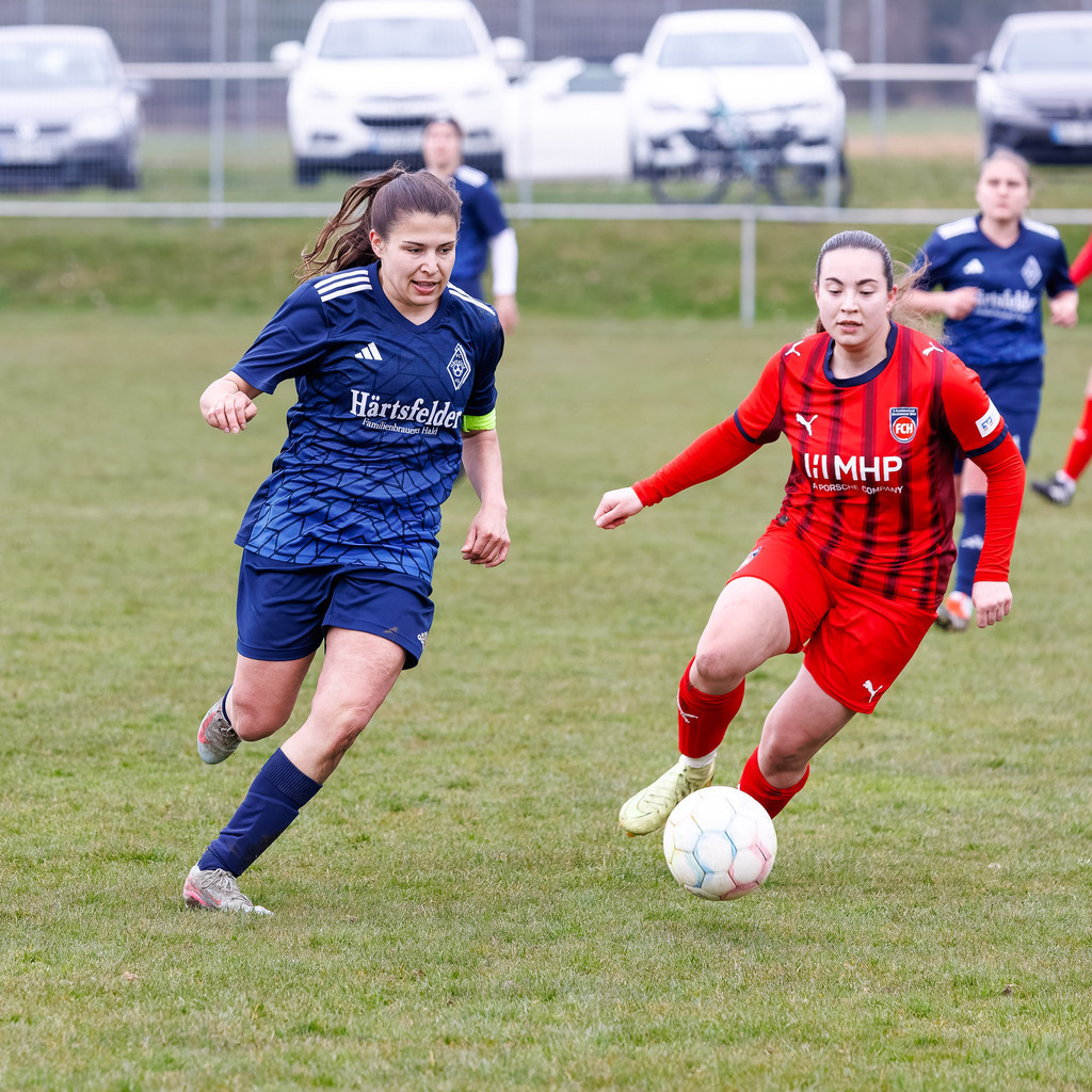HÄRFCH_260404_3-52 | FC Härtsfeld 03 vs. 1.FC Heidenheim 1846 II, Fußball, Frauen, Bezirksliga, 2025/2026, 11. Spieltag, 04.04.2026 in Dunstelkingen (Foto: Michael Bulling) - Realisiert mit Pictrs.com