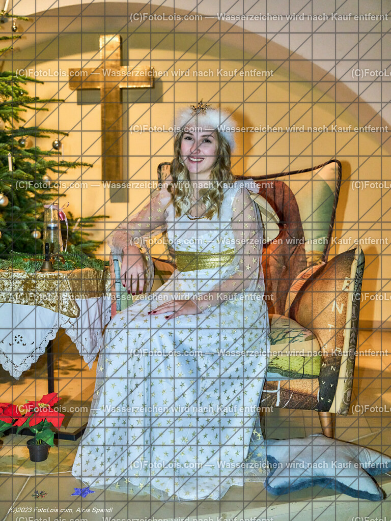 ALP7522_Wieselburger Advent_Christikinderl Anna | (C)FotoLois.com, Alois Spandl. 25igster WIESELBURGER ADVENT, Besuch vom CHRISTKINDERL, Christkind Anna Sieberer, Sa 23. Dez. 2023.