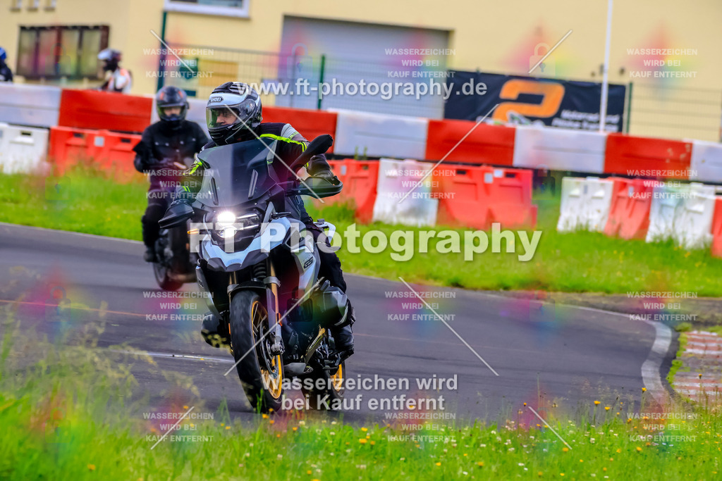 VBK-6623 | Hier findet Ihr Bilder von Touristenfahrten auf der Nürburgring Nordschleife oder von anderen Veranstaltungen die ich besucht habe. Viel Spass beim Durch Schauen 