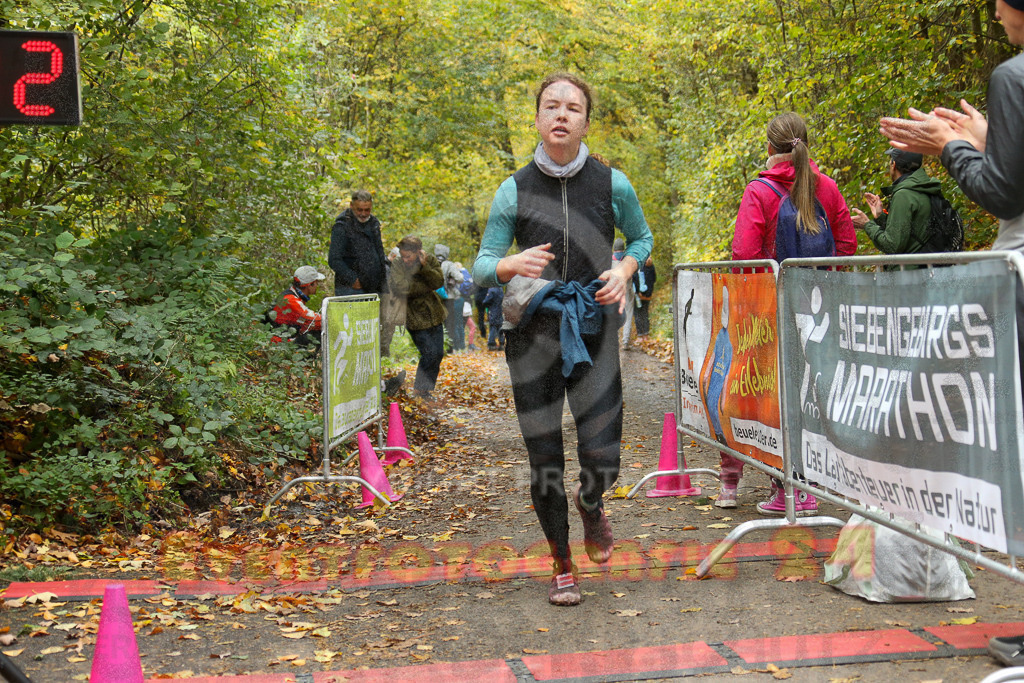 251026_1318_EX1_3189 | Sportfotografie im Rhein-Sieg Kreis, Köln, Bonn, NRW, Rheinland Pfalz, Hessen, etc. Unser Tätigkeitsfeld umfasst den Laufsport vom Volkslauf über den Marathon, Duathlon, Triathon bis zum Ultralauf wie Kölnpfad Ultra oder Schindertrail.
