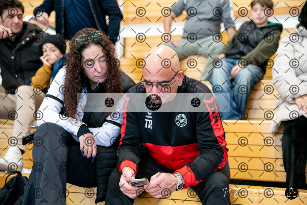 20251122_FCR-Hallenturnier-E_007-38 | Sport und Naturfotografie von Roberto Esposito zeigt echte Momente Bewegung und die Schönheit der Natur. Ausdrucksstarke Bilder schaffen Emotionen.