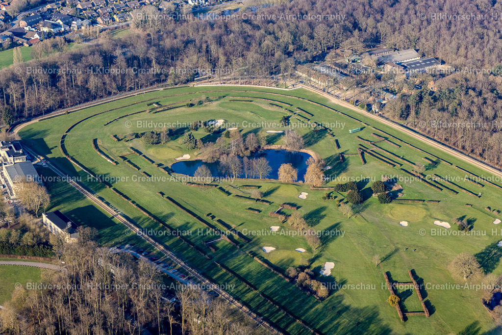 Luftbilder Krefeld-7351 | LuftbildfotografieRennstrecke der Rennbahn - Trabrennbahn - Realisiert mit Pictrs.com