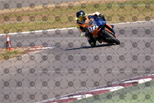 26bt04-1836 | markuskiefer.com - Realisiert mit Pictrs.com