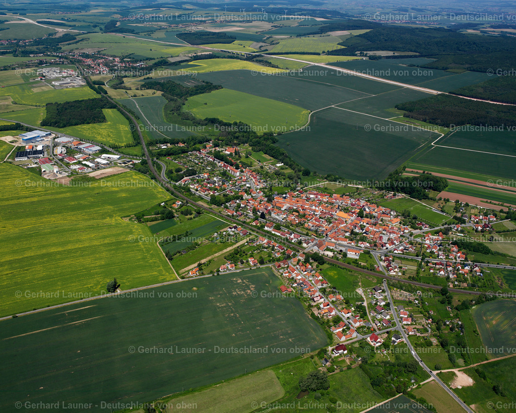 2634195 | BEUREN 09.06.2006 Stadtansicht des Innenstadtbereiches  in Beuren im Bundesland Thüringen, Deutschland // City view on down town  in Beuren in the state Thuringia, Germany Foto: Gerhard Launer