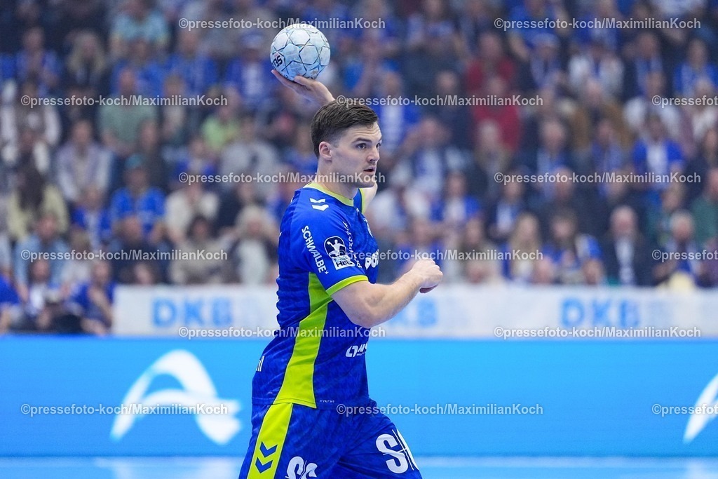 xYDRx11042601016 | 11.04.2026, xydrx, Handball, 1.HBL, VfL Gummersbach - HSG Wetzlar, Schwalbe-Arena: Kay Smits (VfL Gummersbach #31)   Photo: xYannisxDreimannxPressefotoKochx
