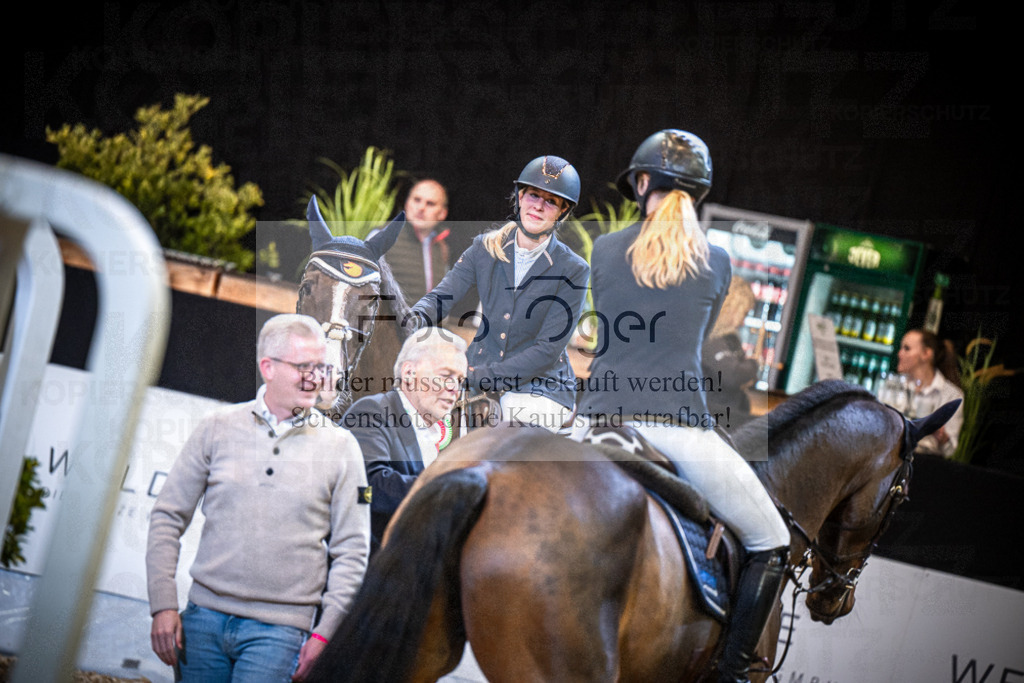 DOS_0079 | Entdecke hochwertige Reitturnierfotos von Foto Oger. Professionell, emotional und authentisch – jetzt Lieblingsmomente im Shop bestellen.Deutschlandweite Turnierfotografie. - Realisiert mit Pictrs.com