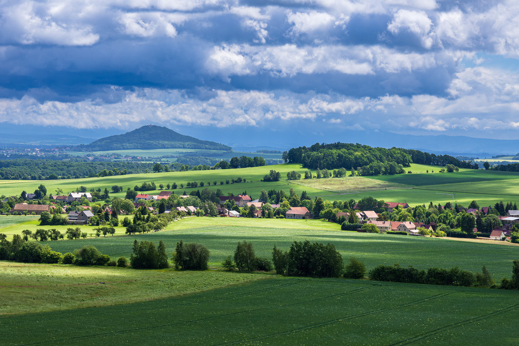Blick von den Königshainer Bergen auf die Landschaft bei Görlitz | Blick von den Königshainer Bergen auf die Landschaft bei Görlitz.