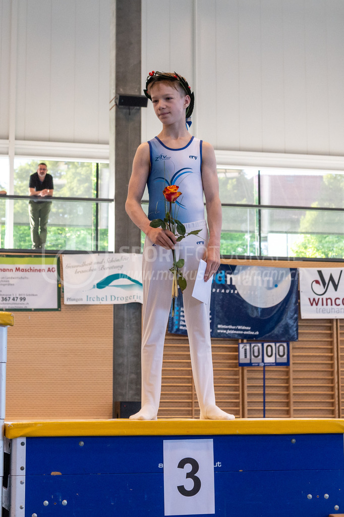 104. Zürcher Kunstturnertage Neftenbach - 14. May 2022 | 104. Zürcher Kunstturnertage Neftenbach
Turnhalle Ebni, Neftenbach
Programm 5 (P5)
Bild: Sportfotografie Markus Aeschimann | www.markus-aeschimann.ch - Realisiert mit Pictrs.com