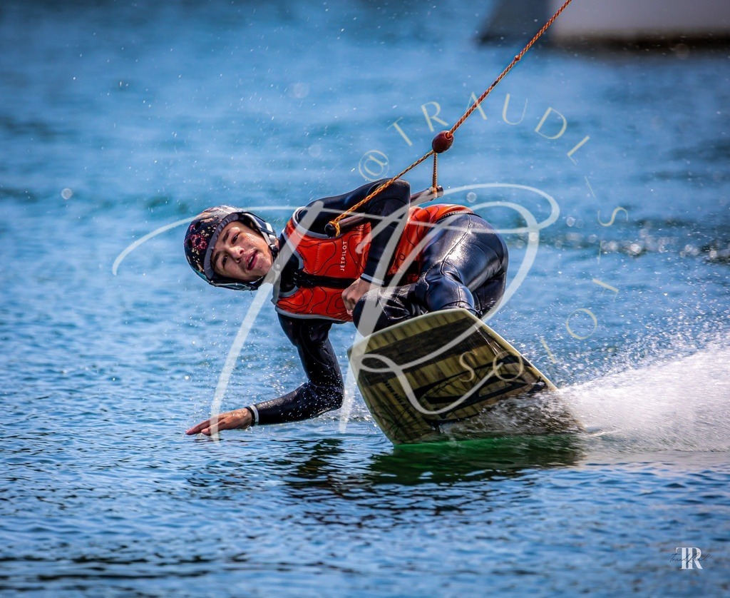 3aa419b0d47f4d33863888d6e7eca28d | traudl_s_fotos