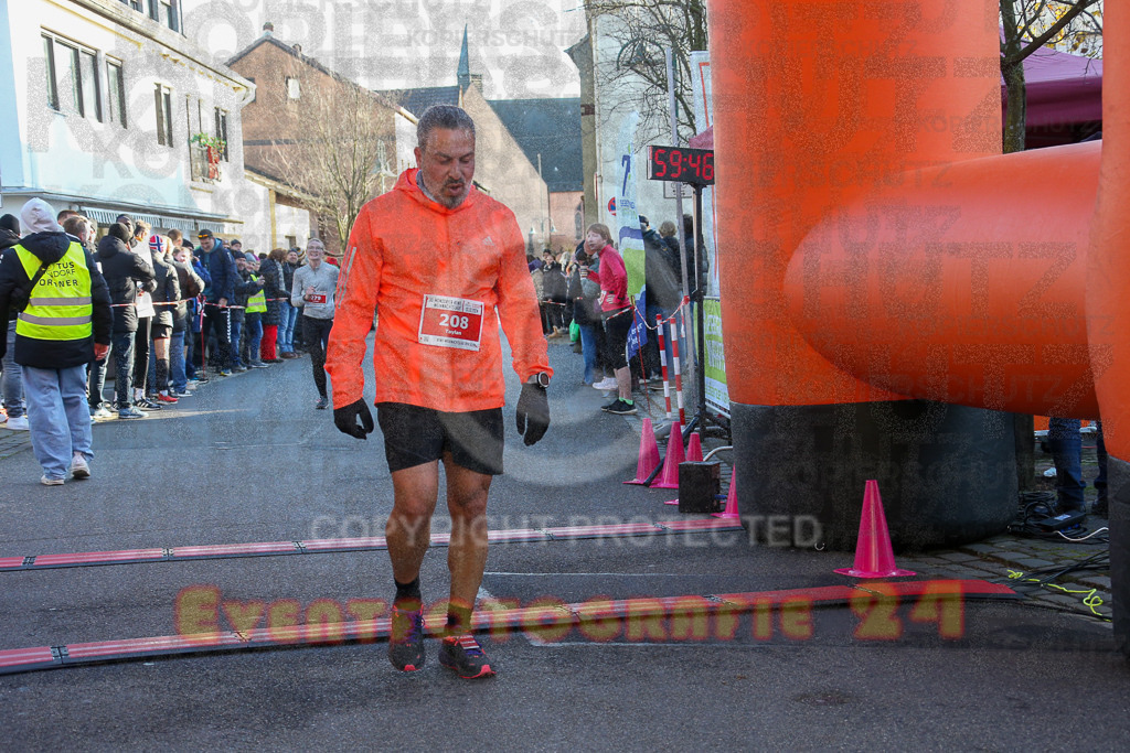 241201_1235_EX1_2827 | Sportfotografie im Rhein-Sieg Kreis, Köln, Bonn, NRW, Rheinland Pfalz, Hessen, etc. Unser Tätigkeitsfeld umfasst den Laufsport vom Volkslauf über den Marathon, Duathlon, Triathon bis zum Ultralauf wie Kölnpfad Ultra oder Schindertrail.