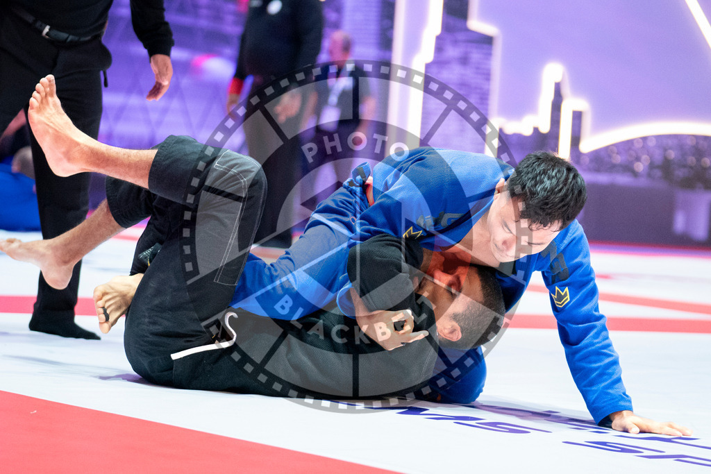 20231107PBB4514 | Fighters compete during the AJP World Master Championship in the Mubadala Arena in Abu Dhabi, Arab United Emirates, on November 7, 2023.