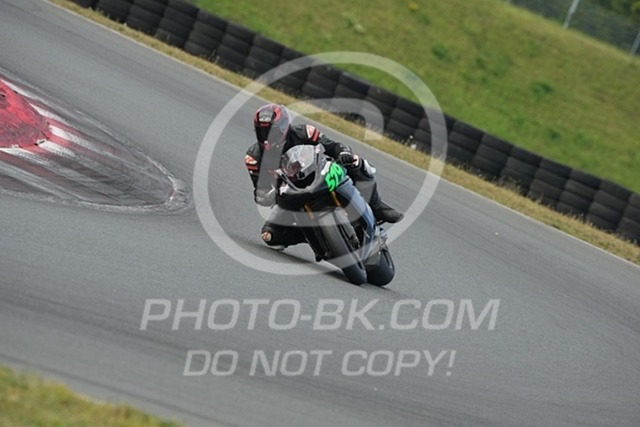 2024_08_17_PBK_34307 | Sportfotografie; SlowMotion; Video; Rennstrecke; Hafeneger; Speer; Racing; RSE; BMW; CBO; Trackday; Motorsportarena; Hockenheimring; Brno; Most; Barcelona; Valencia