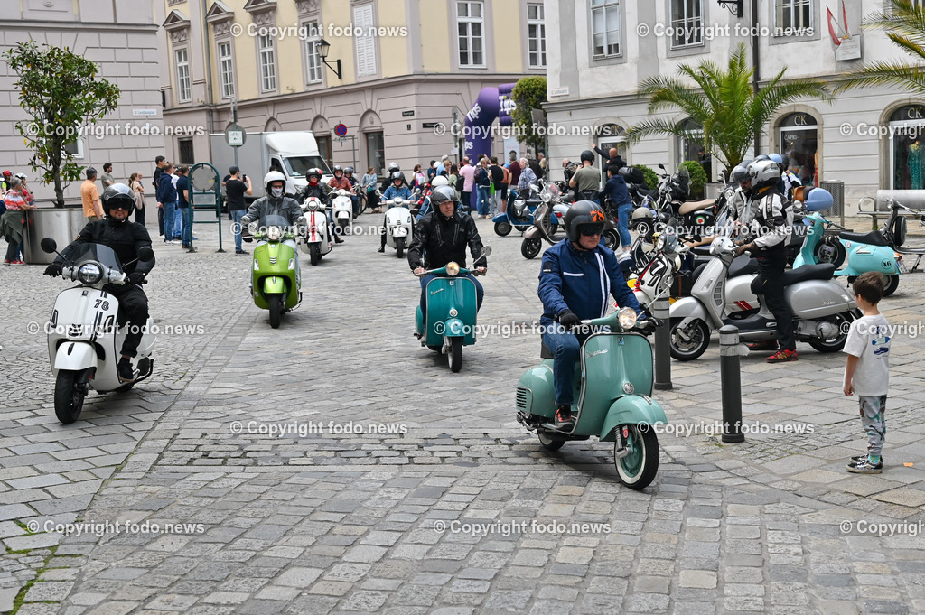 Vespatreffen Bar Balu_ Linz_ 20.05.2023-79 | 20.05.2023, Linz, AUT, Altstadt Linz, im Bild Vespatreffen Bar Balu


©Harald Dostal / fodo.news
