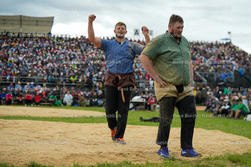 132 | René Burch leidenschaftlicher Fotograf aus Kerns in Obwalden.  Hier finden sie Sport, Landschaft und Natur Fotografie.
 - Realisiert mit Pictrs.com