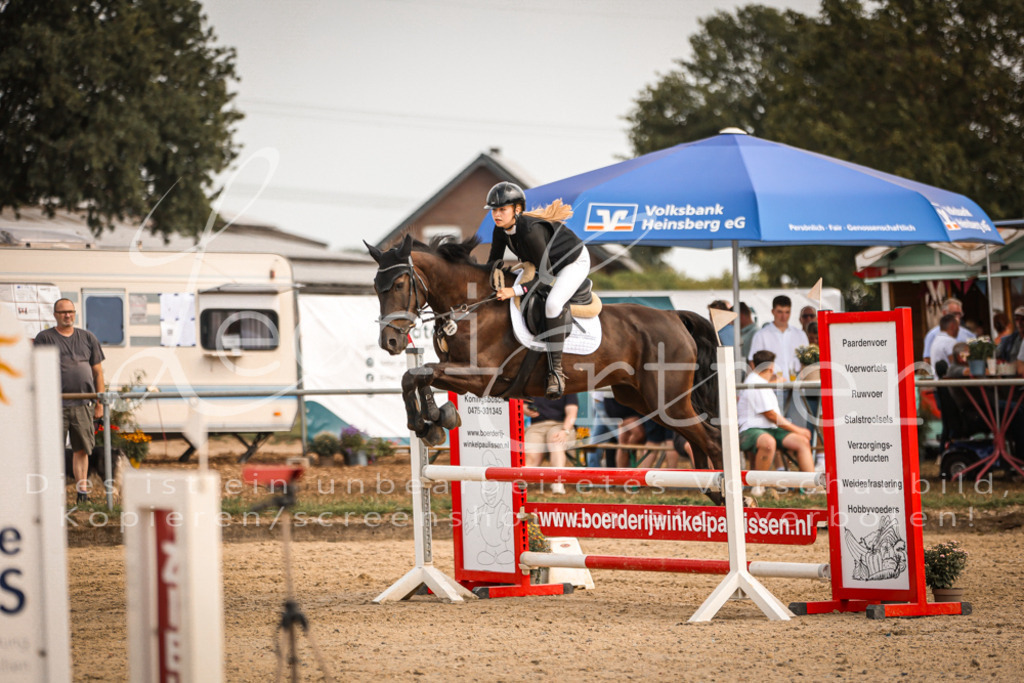 27.SaSpMA00124 | Leoni Ertmer Photography - Realisiert mit Pictrs.com